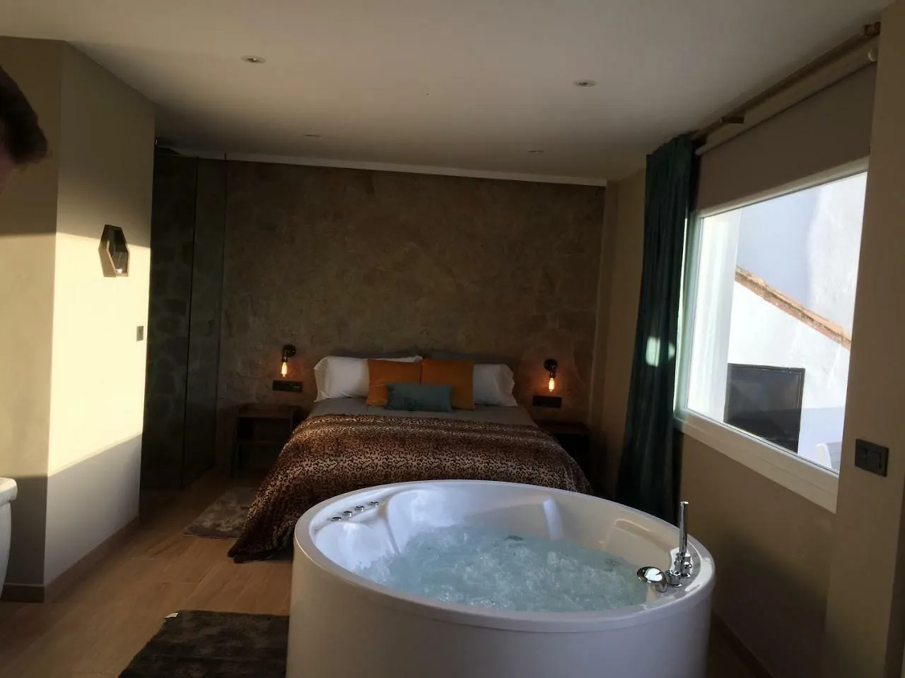 Aznalmara Loft Rural Apartment Benaocaz